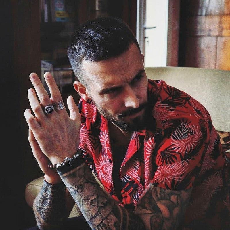 The history of men's jewelry